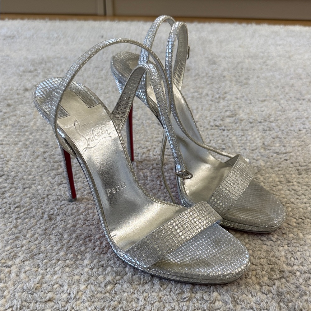 Christian Louboutin Loubi Queen 120MM Silver Pumps - Picture 2 of 11